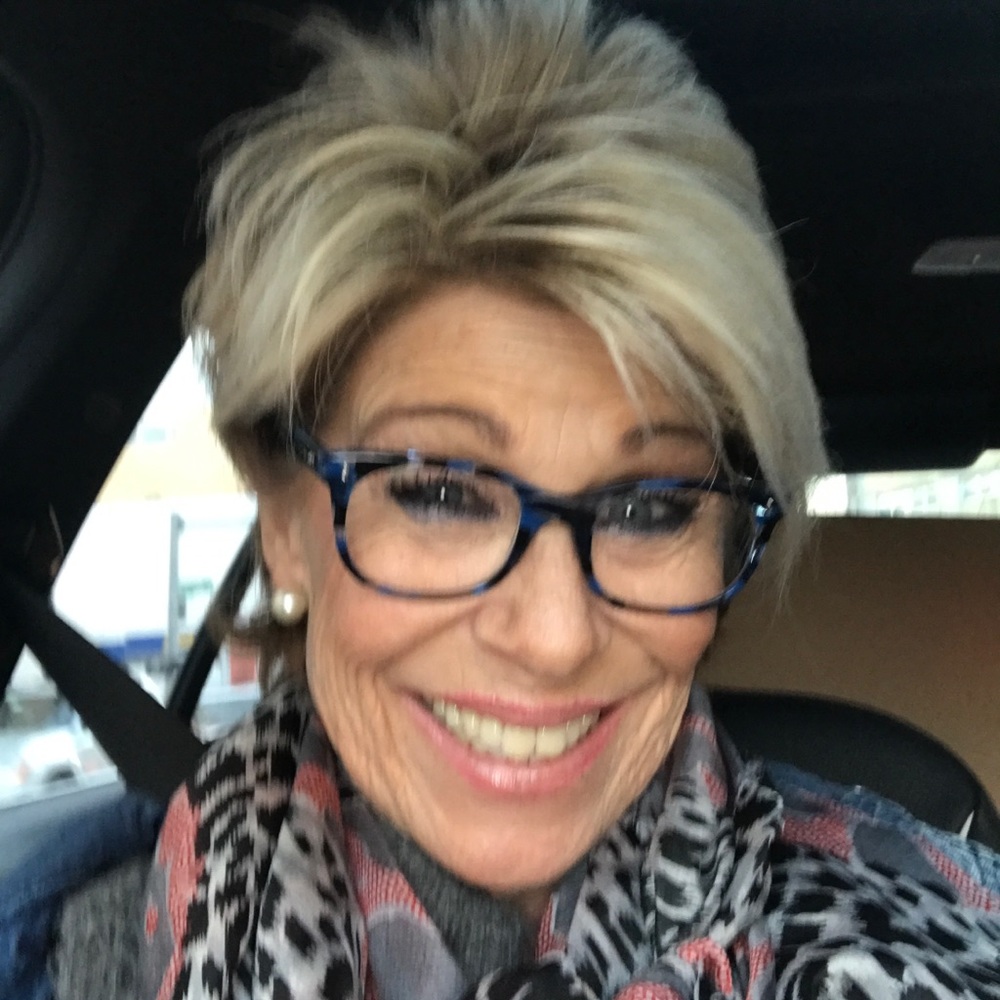 Meet your Posher, Ilona